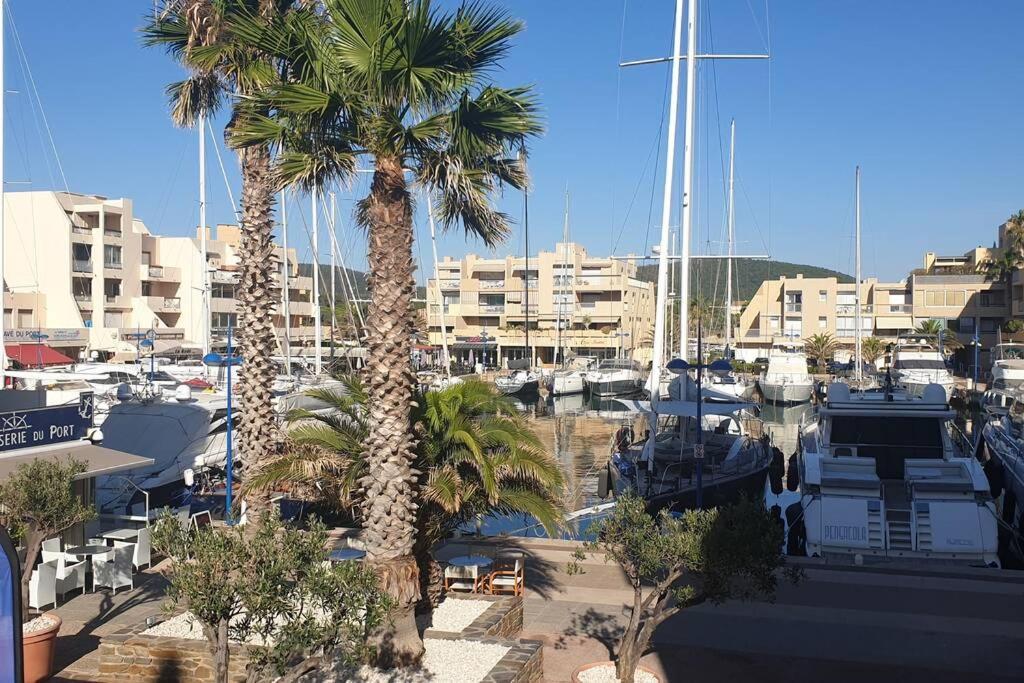 Face Mer Entre Plage Et Marina Bormes-les-Mimosas Exteriör bild