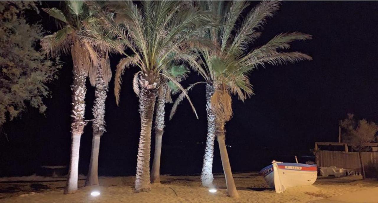 Face Mer Entre Plage Et Marina Bormes-les-Mimosas Exteriör bild